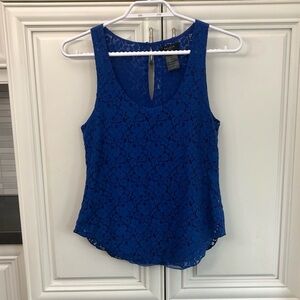 Aritzia Talula women’s lace tank top